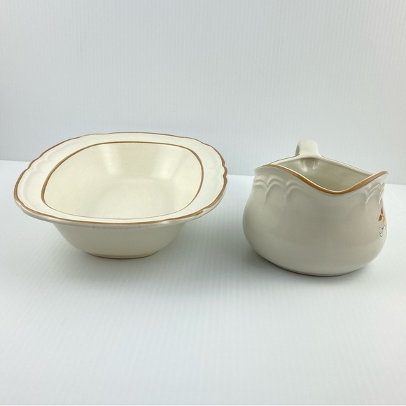 Vintage Cordella Stoneware Vegetable Dish and Gravy Boat Burnet Pattern - Picture 5 of 13